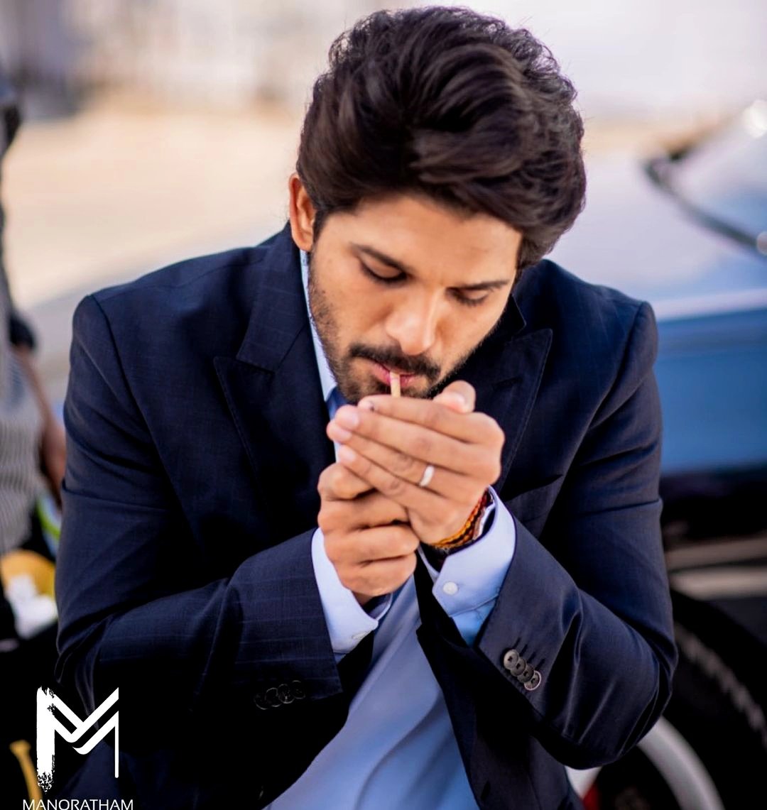 TrendsAlluArjun's tweet photo. Stylish star @alluarjun Swag 🔥😍😍
Unseen stills from the sets of #AlaVaikunthapurramuloo ❤️ https://t.co/cRrrrCVbKQ