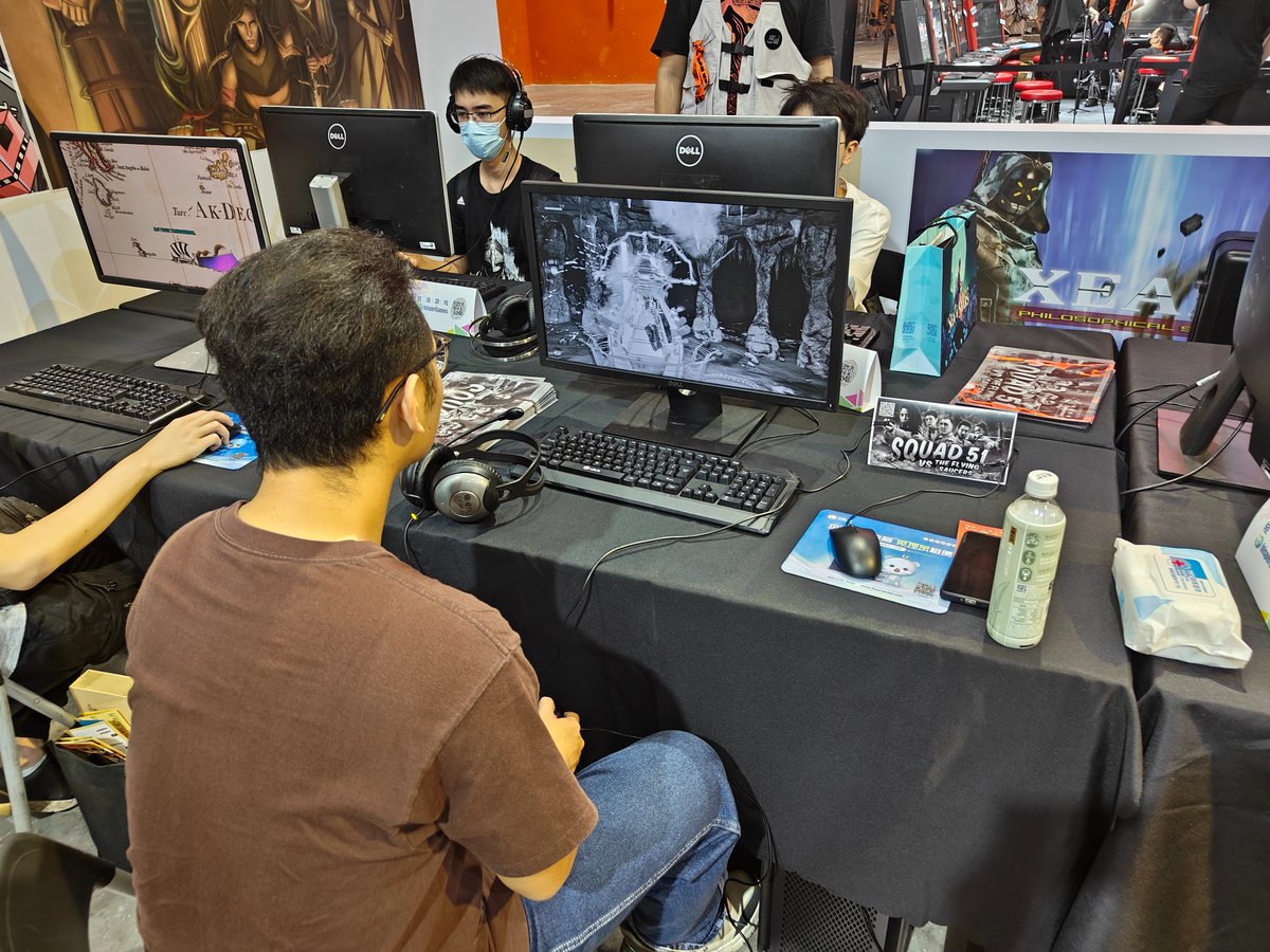 Squad 51 vs. the Flying Saucers | PS4 and Switch tweet media