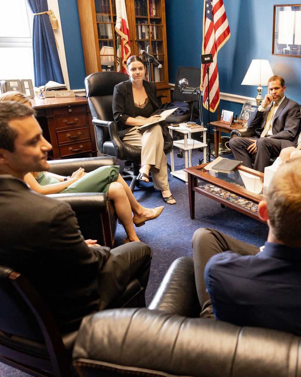 ProtectWinters's tweet photo. Yesterday 20+ athletes, scientist, creatives and brands had over 15 meetings with officials, staff and representatives across The White House, The Hill and beyond. 

Our focus during this trip is to discuss bipartisan legislation in development that enhances clean energy infrastructure, expands transmission, prioritizes energy permitting reform and supports clean energy issues that directly affect the Outdoor State, our local communities and climate.

Stay tuned for more today.