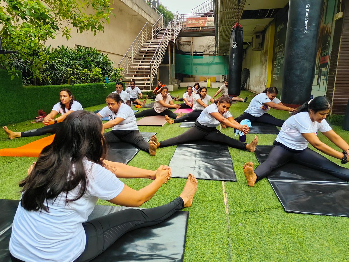 Stretching our way to inner peace and fitness! 🧘‍♀️🌍 GNFC Gym Indirapuram proudly joins the worldwide celebration of Yoga International Day. Embracing wellness and unity through the power of yoga. Namaste! 🙏✨ #YogaInternationalDay #GnfcGymIndirapuram #WellnessJourney #cultfitgym