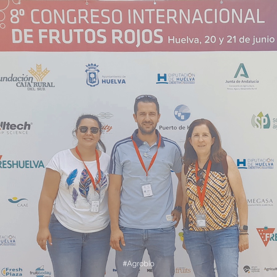 AgrobioSL's tweet photo. 2º jornada en el #Congresofrutosrojos un espacio de referencia en Huelva dedicado a fresas, frambuesas, moras y arándanos.
#agrobio #solucionesbiologicas https://t.co/Xk3aDXF9cr