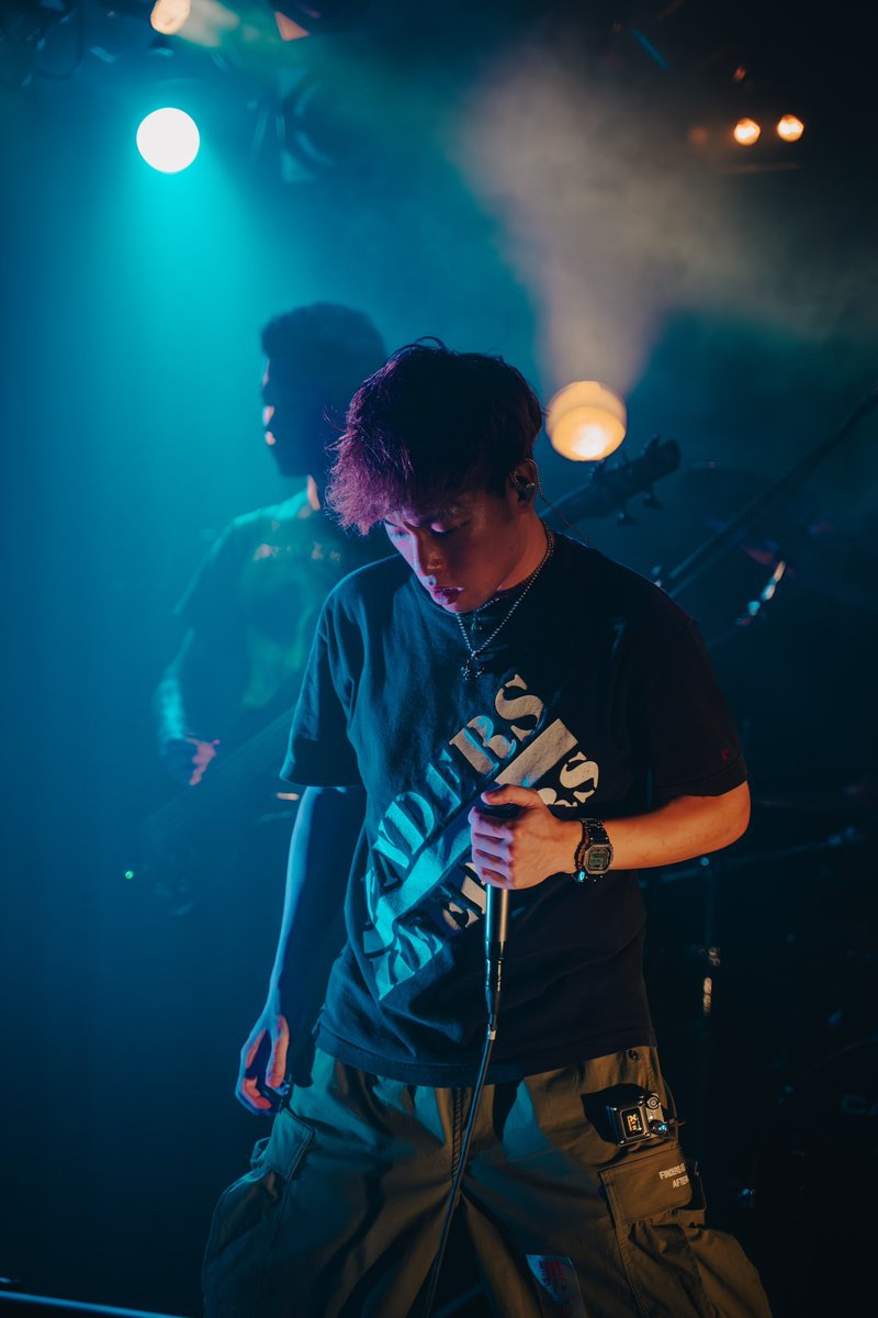 Roots_Of_Grief's tweet photo. 【LIVE PHOTO】
6/11 Ikebukuro CHOP
#GANDRBAND #GANDRJAPAN #メタル #antijpop #metalhead #japan #tokyo #metalband #music #musician #metalcore #metalcoreband #stage
#livemusic #japanmetalcore #stagelights #rockstar #rockstars #band #solarguitars #espguitars #ibanez #drums #singer https://t.co/52LBu7vPKp