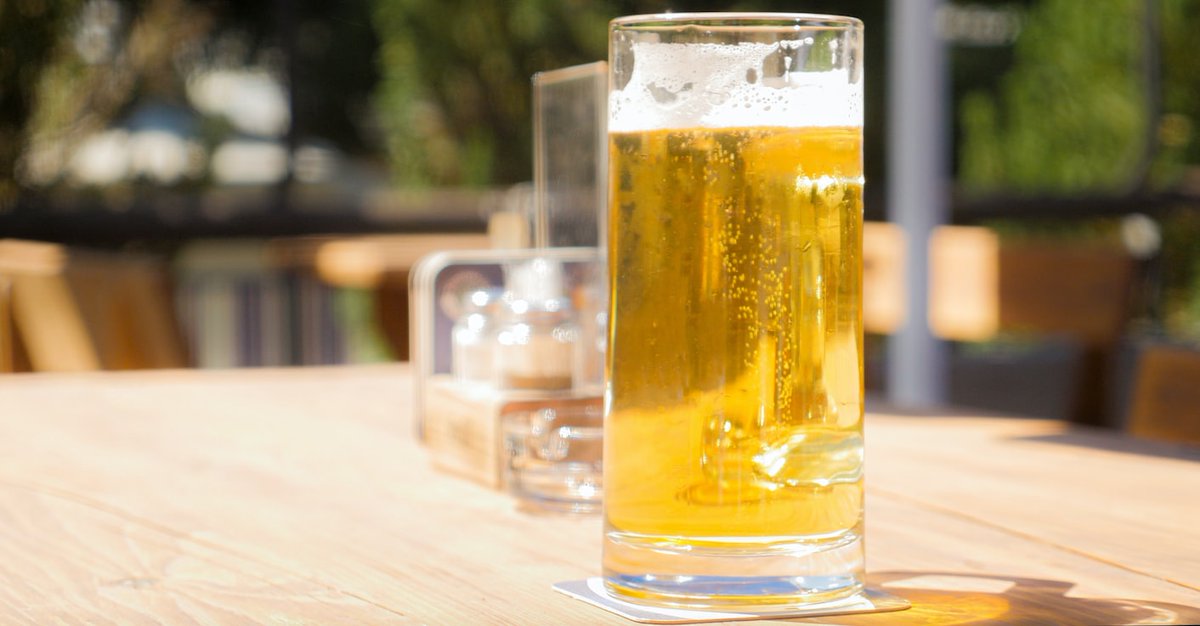 lothiansupplyco's tweet image. Did you know....

5pm on a sunny Friday with your friends in a pub garden is the perfect time to have a pint?

Perspectus Global research surveyed beer fans and found the ideal components also include ale being served at the right temperature and in a glass.

#perfectbeer #friday