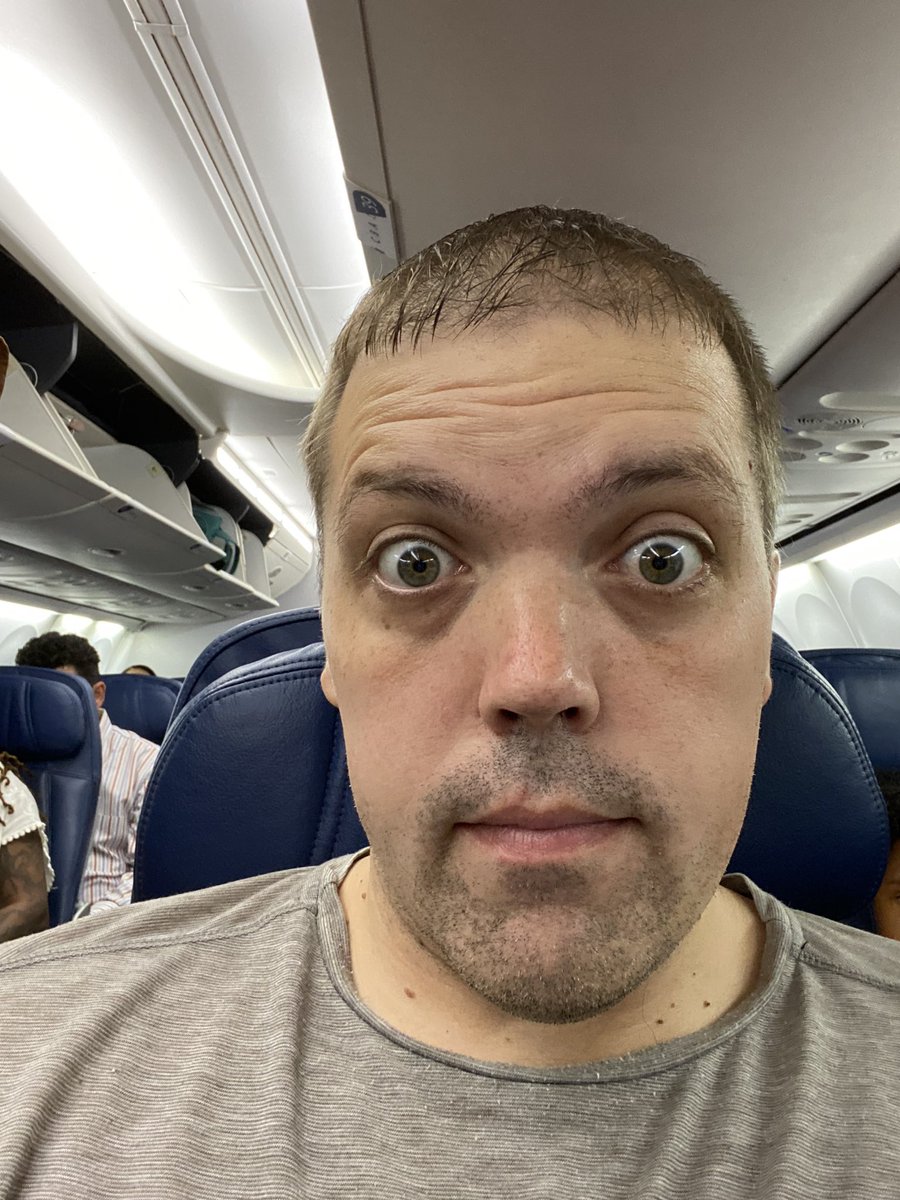 robocell's tweet image. Next stop #KCDC! If you see me around, say hi! If you don’t know what to talk about, just know I’m obsessed with:

🏛️ Architecture
👫 Team Building and Culture
🛜 Frontend Dev
🎮 Final Fantasy 16
🤖 Radically mid takes on AI
🧠 ADHD
👂 Hearing what has you excited these days!