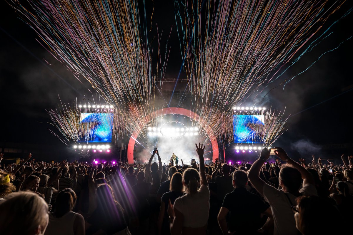 La corsa di #MarcoNegliStadi riparte dallo Stadio Euganeo di Padova: altri cinque Stadi tutti sold out prima di arrivare al Circo Massimo di Roma ❤️🏟️

📷: <a href="/fprandoni/">francesco prandoni</a>