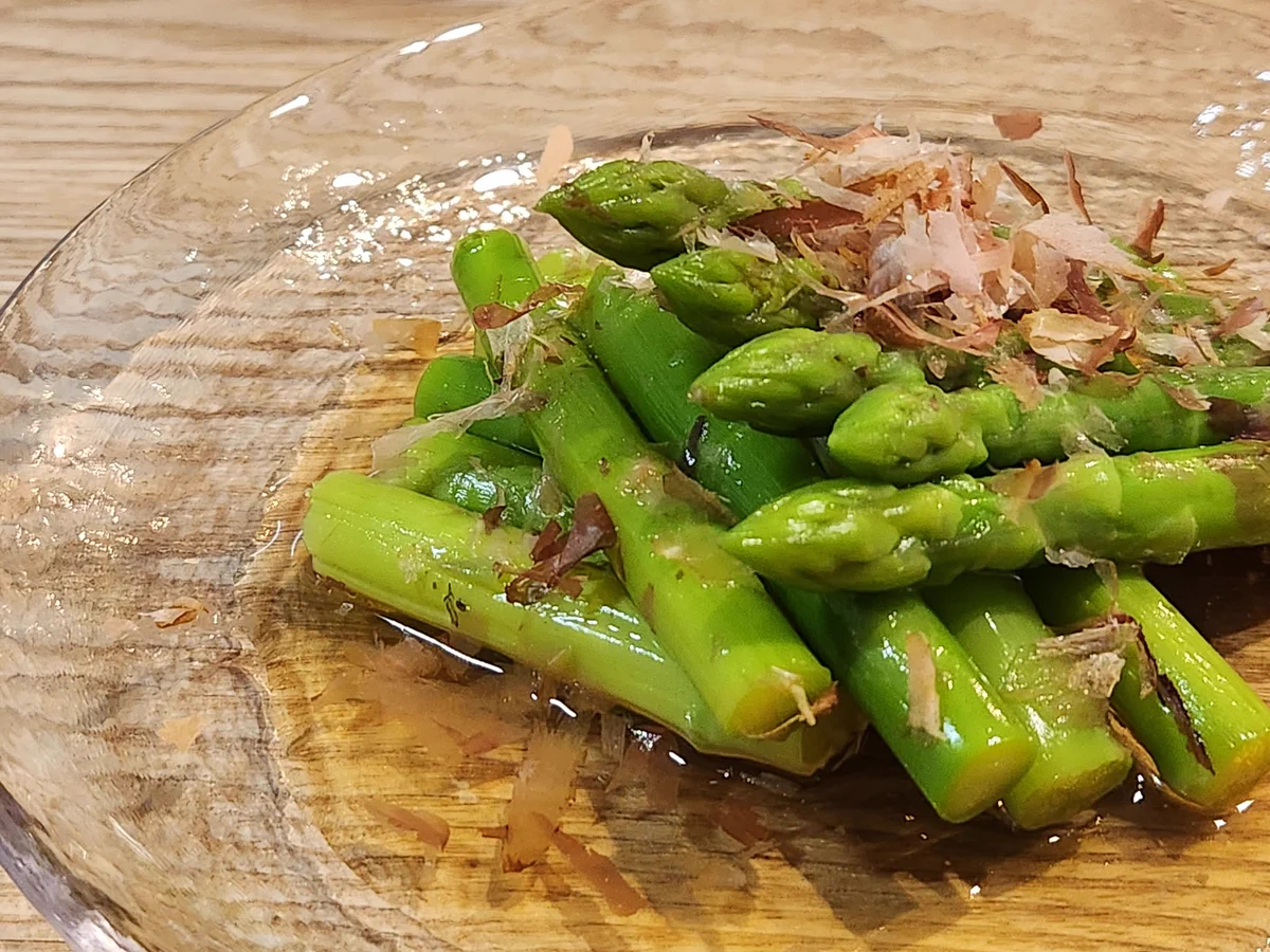 今が旬。アスパラガスの美味しい食べ方。レンジで・・・おひたしにできます！
