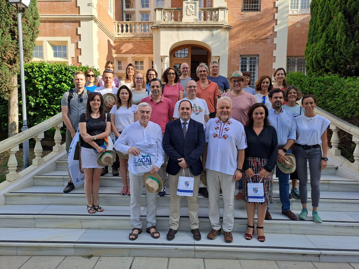 MedioAmbAND's tweet photo. 🔝 La @AndaluciaJunta lidera el proyecto europeo de lucha contra el cambio climático #Nacao

#Andalucía recibe a delegaciones de Italia, Polonia, Francia y Finlandia para conocer los trabajos de compensación de emisiones que se realizan en la región ✅️ https://t.co/qa52DwX6sZ https://t.co/LgB3d7jbrV
