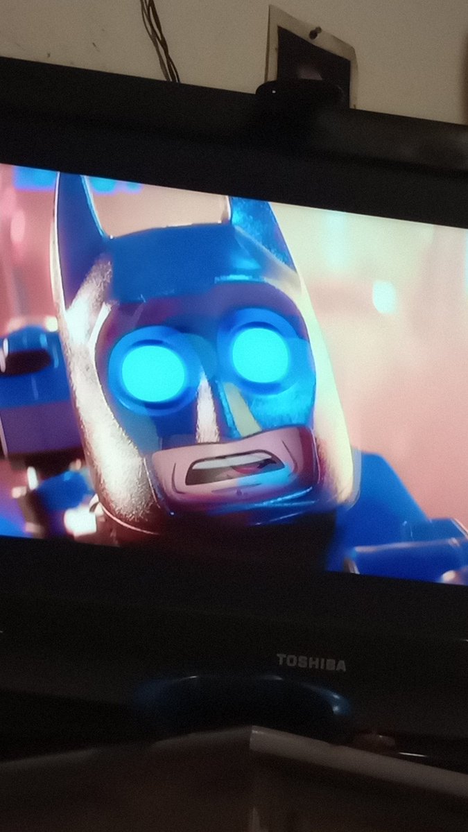 Watching the #Legobatman movie make a second one @DCOfficial