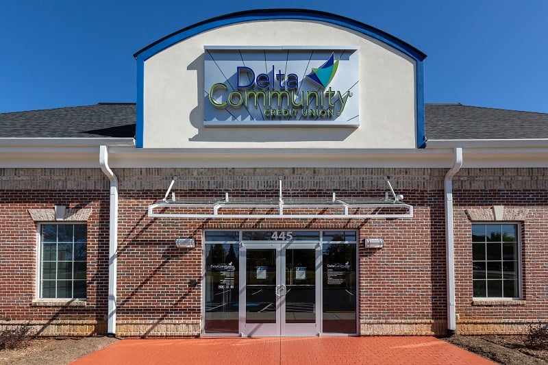 DeltaCommunity's tweet photo. What's the difference between #DeltaCommunity and a Bank? We're a credit union and we're owned by our members. Read more: https://t.co/bfrEbia0vv https://t.co/lpTScx5i2h