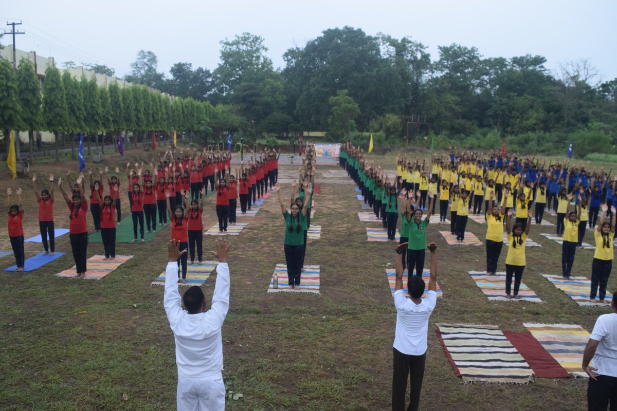 Celebration of 9th International Day of Yoga in various #KendriyaVidyalayas of KVS RO Ranchi.

 #IDY2023 #YogaDay2023 #G20India #YogaforVasudhaivaKutumbakam
