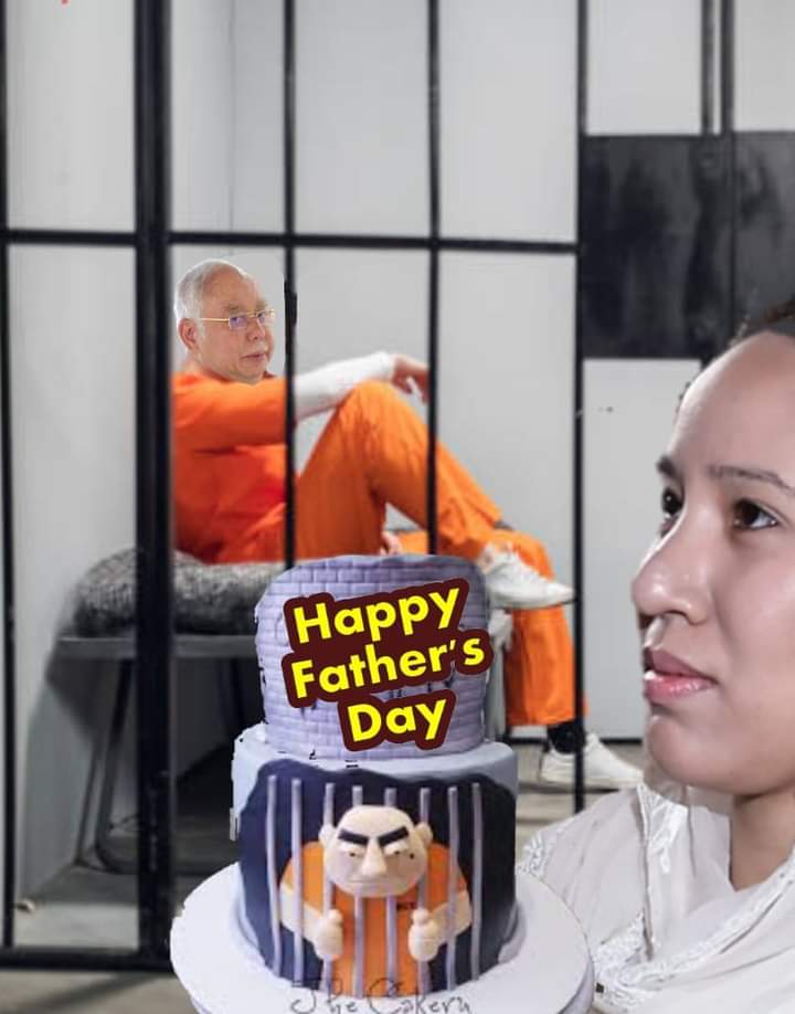 @Ghifarix @_Kheri_ @CrimsRallOver @anwaribrahim @drzarni @AlawiyahYussof @YbSadik Let's wish DS a HAPPY FATHER'S DAY IN JAIL. Hope he's doing the JAILHOUSE ROCK to the tune of the late Elvis Presley..😉😂🤭