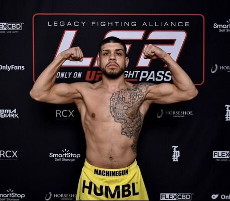 Another #DWCS graduate #TrevorPeek is taking on UFC newcomer #ChepeMariscal who most recently fought in LFA. Peek is undefeated at 8-0 with all 8 wins coming by way of KO/TKO, 6 of which in the 1st round. Will he add another one to his record?