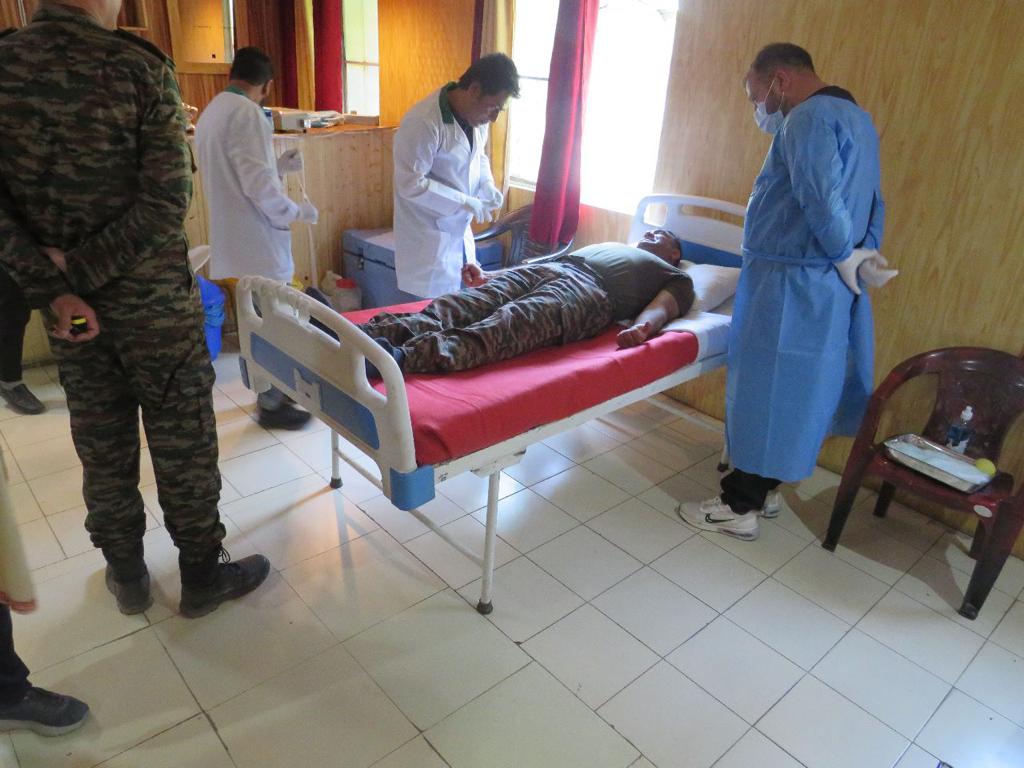 AlamDar1917's tweet photo. BLOOD DONATION CAMP AT GUREZ
#IndianArmy organized a #Blooddonationcamp at #Gurez in collaboration with Department of #Pathology, Dist. Hospital #Bandipora. A total of 29 people including Army persons and locals from the villages of #Markoot and #Dawar participated in the #camp. https://t.co/8mLfELcFob