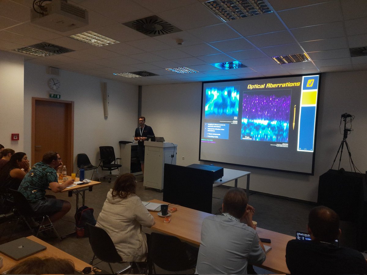 nizzle_fe_shizz's tweet photo. For the final talk of todays scientific session #EMBOsuperResMicroscopy Bastian Klußmann-Fricke @Abberior explains optical aberrations in complex samples and a possible solution with their adaptive (optics) Tissue-STED. https://t.co/RhPh7tHFEl