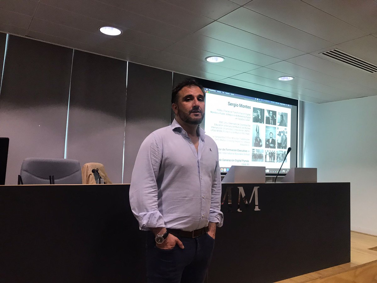ENAEbusiness's tweet photo. Gran acogida en nuestro desayuno empresarial que tuvimos esta mañana con @OmepMurcia en Federación Regional de Empresarios del Metal de Murcia - @fremm_es  

Junto a Sergio Montes, Director de Formación Executive y Responsable del Programa GDP de ENAE, reflexionamos sobre cómo hacer negocio con inteligencia artificial. 

Montes afirmó que “ la IA nos presenta nuevas formas de hacer negocios impensables hace apenas unos meses (ya no hablamos de años). Existen nuevas ventanas donde satisfacer al cliente es mandato y si no lo hacemos alguien lo hará por nosotros”.

¡El pasado no puedes cambiarlo, pero el futuro aún está en tu poder!

Descubre todo sobre nuestro programa GDP (100%subvencionado) que digitalizará a 1500 directivos en la Región de Murcia 
👉https://t.co/yRaLGter6u

#ENAE #somosENAE