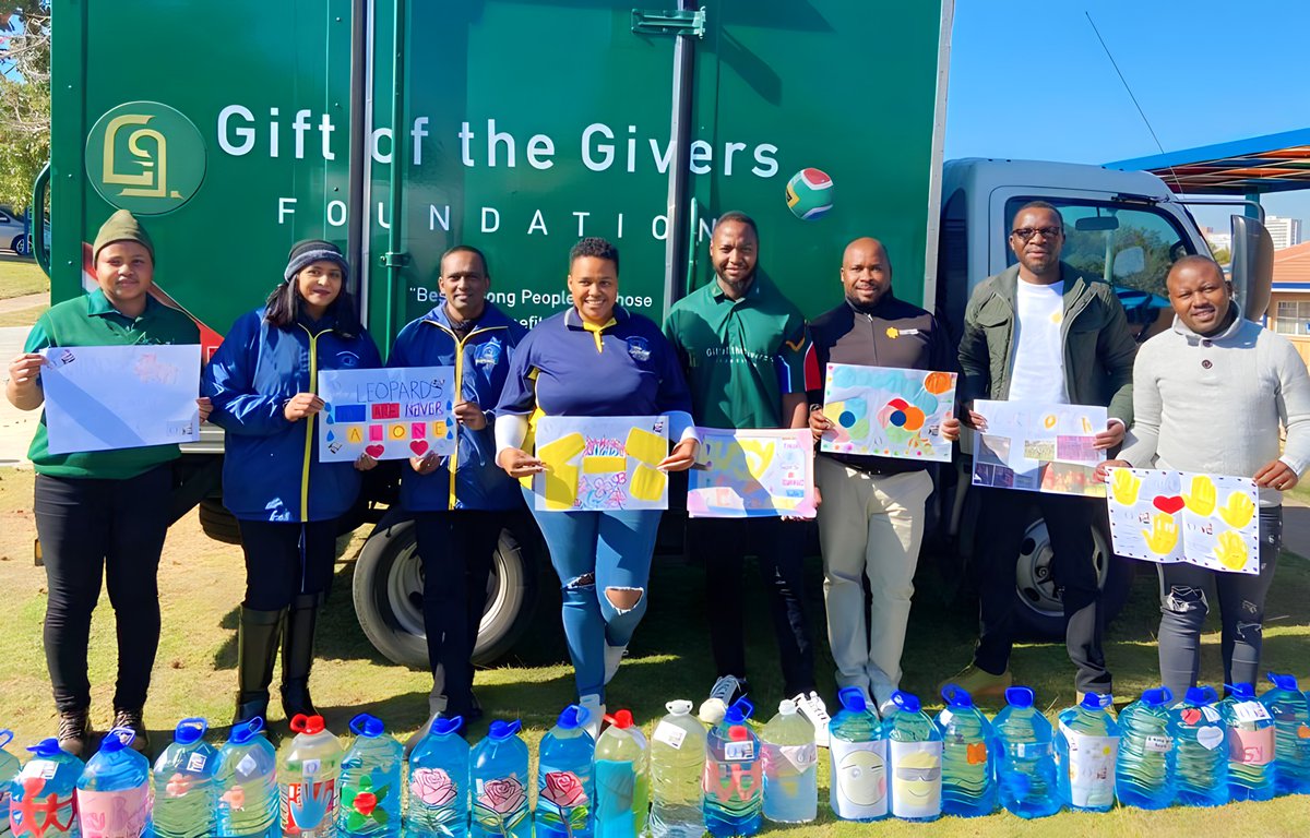 TourvestDM tweet media