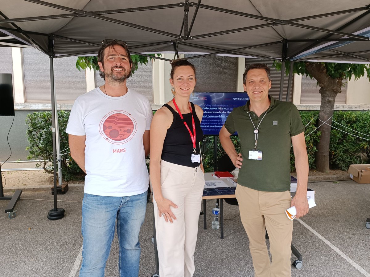 TelecomValley's tweet image. Aujourd&apos;hui nous sommes chez notre adhérent @Thales_Alenia_S pour promouvoir les avantages de Telecom Valley pour les salariés et notamment l&apos;#AzurTechSummer dans 2 semaines