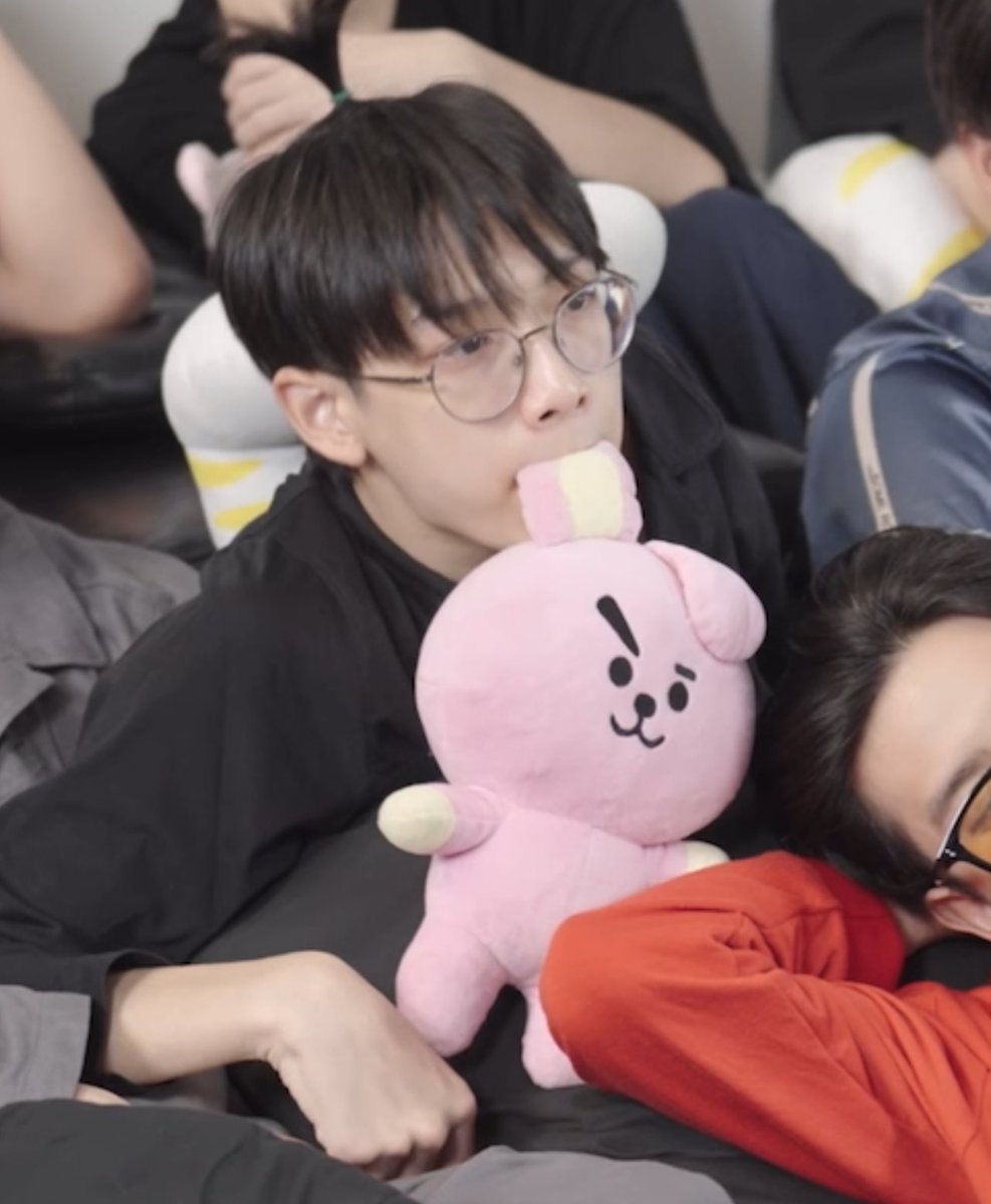 meimeisnack's tweet photo. น้องมุเน้กงั่มๆน้องต่าย🐰🎀
⠀
  —  #NEXnattakit #789TRAINEE ♡
 #เน็กซ์IG60Kคนมันคูล | #meilynnjang ・°☆ https://t.co/rcrFqOuIbM