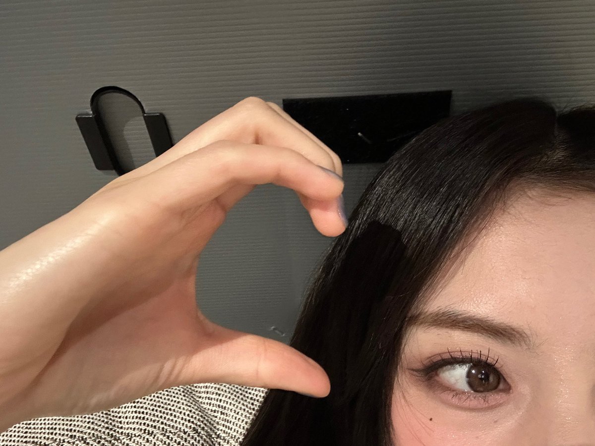 I need someone to complete the heart, do you mind? :]