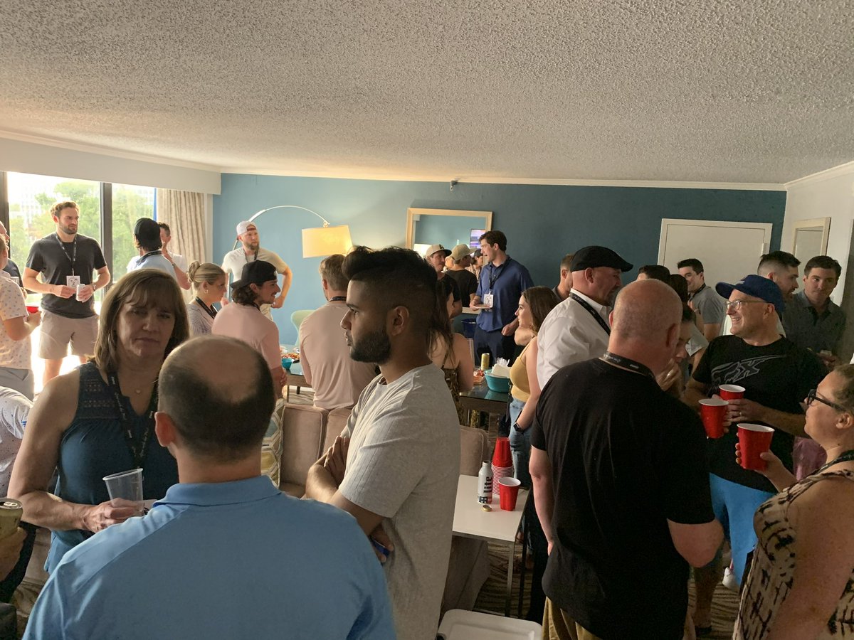 thephpa's tweet photo. Collaboration is the key to success!

Special thank you to the Private Housing Network and @LockerRoomBev for sponsoring the first hospitality night at the #PHPAAnnualMeeting https://t.co/F4KKsC2AVk