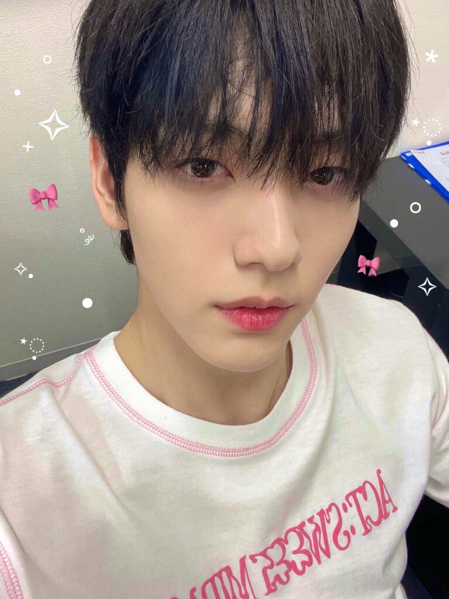 nai •ㅅ• tweet media