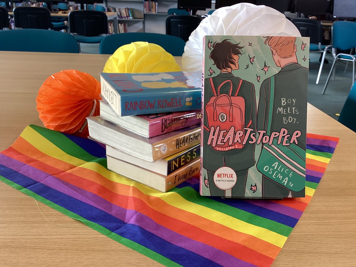 Lots of fabulous rainbow reads to choose from #Pride2023 #lovereading ❤️🩷🧡💛💚💙🌈
