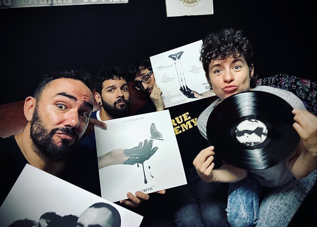 theniftys's tweet photo. ¡¡Ya está en casa la edición en #vinilo de ‘Antídoto’!! 🤌🏼🦋

‼️Venta oficial el 30 de junio‼️

Adelántate comprándolo en #exclusiva en nuestro concierto de @MobyDickClub el próximo 29 de junio o haz preventa en este enlace 👉🏻https://t.co/dqc8uJgfAH https://t.co/JqD1qVUdou