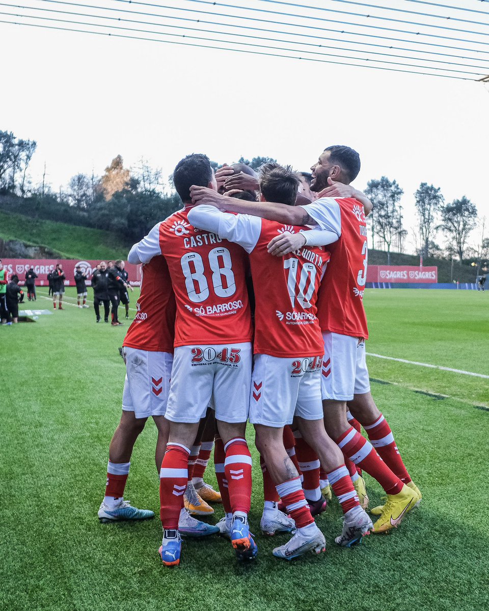 Better together 🤞

A época 2023/24 arranca a 30 de junho. Sabe mais aqui: bit.ly/SCBPreEpoca 🔜

#PorMais