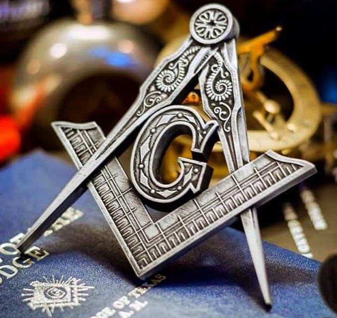 EP_417's tweet photo. Double Fellowcraft Degree tonight at 7pm!! Dinner is at 6pm! Celebrate with us as those fine men take the next step in their Masonic Journey!
Photo credit @FossilB 
#freemason #fellowcraft #journey #brothers https://t.co/E1UZDMVtOt