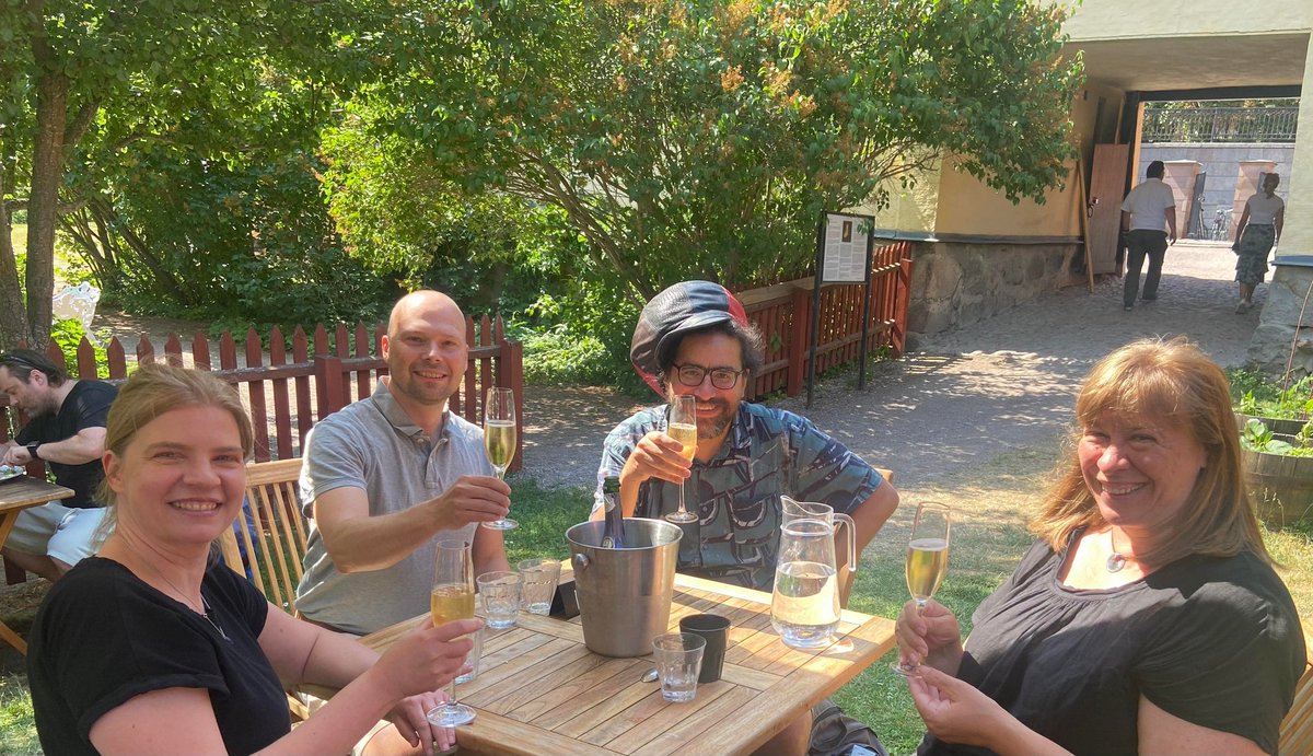 Carina Schlebusch @cschlebu.bsky.social (@cschlebu) on Twitter photo Celebrating receiving the Swedish Research Council, Center of Excellence Grant with colleagues. Here's to the future of the Center for the Human Past! With Harald Hammarström, Mattias Jakobsson, Jenny Larsson <a href="/baltologen/">Jenny Larsson</a>, and Kalle Lindholm Celebrating receiving the Swedish Research Council, Center of Excellence Grant with colleagues. Here's to the future of the Center for the Human Past! With Harald Hammarström, Mattias Jakobsson, Jenny Larsson <a href="/baltologen/">Jenny Larsson</a>, and Kalle Lindholm