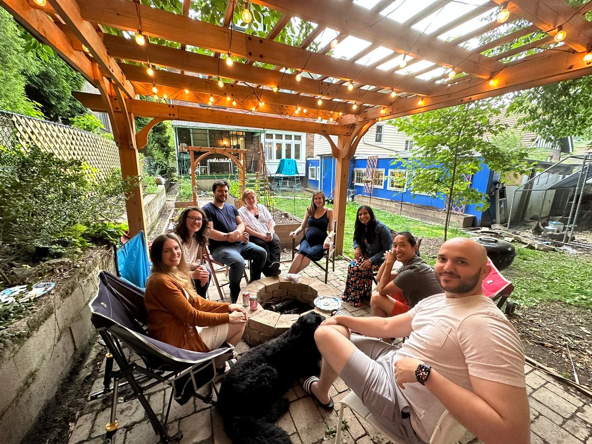 Our second year fellows making the most of good weather and good company - #ThisIsPACCSM <a href="/PACCSM/">PACCSM</a>