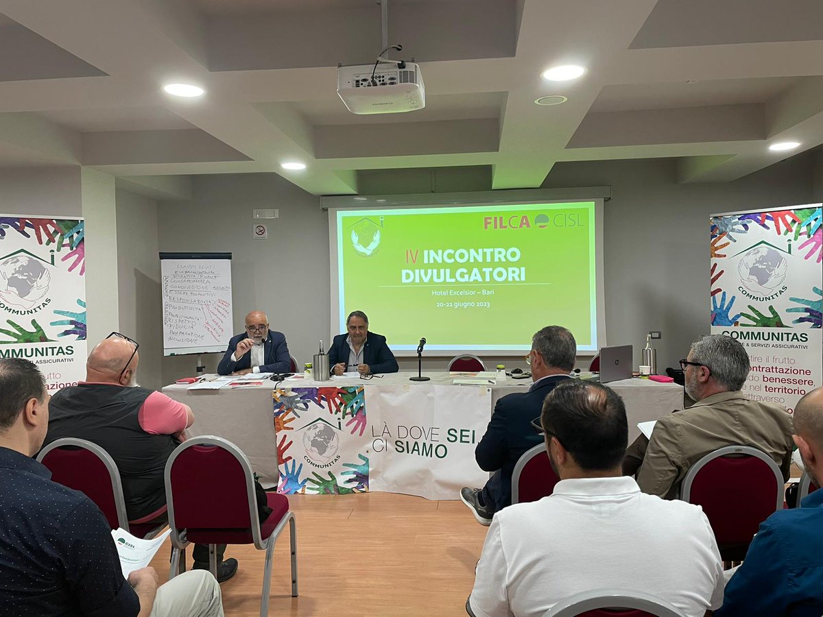 FilcaCisl's tweet image. Incontro #Communitas a #Bari, Claudio Sottile: &quot;L&apos;Associazione è uno strumento operativo per le politiche di #welfare di #Cisl e Filca, indispensabili al sostegno al reddito e per una giustizia sociale. Dare pari dignità alla persona è al centro del nostro agire quotidiano&quot;.
