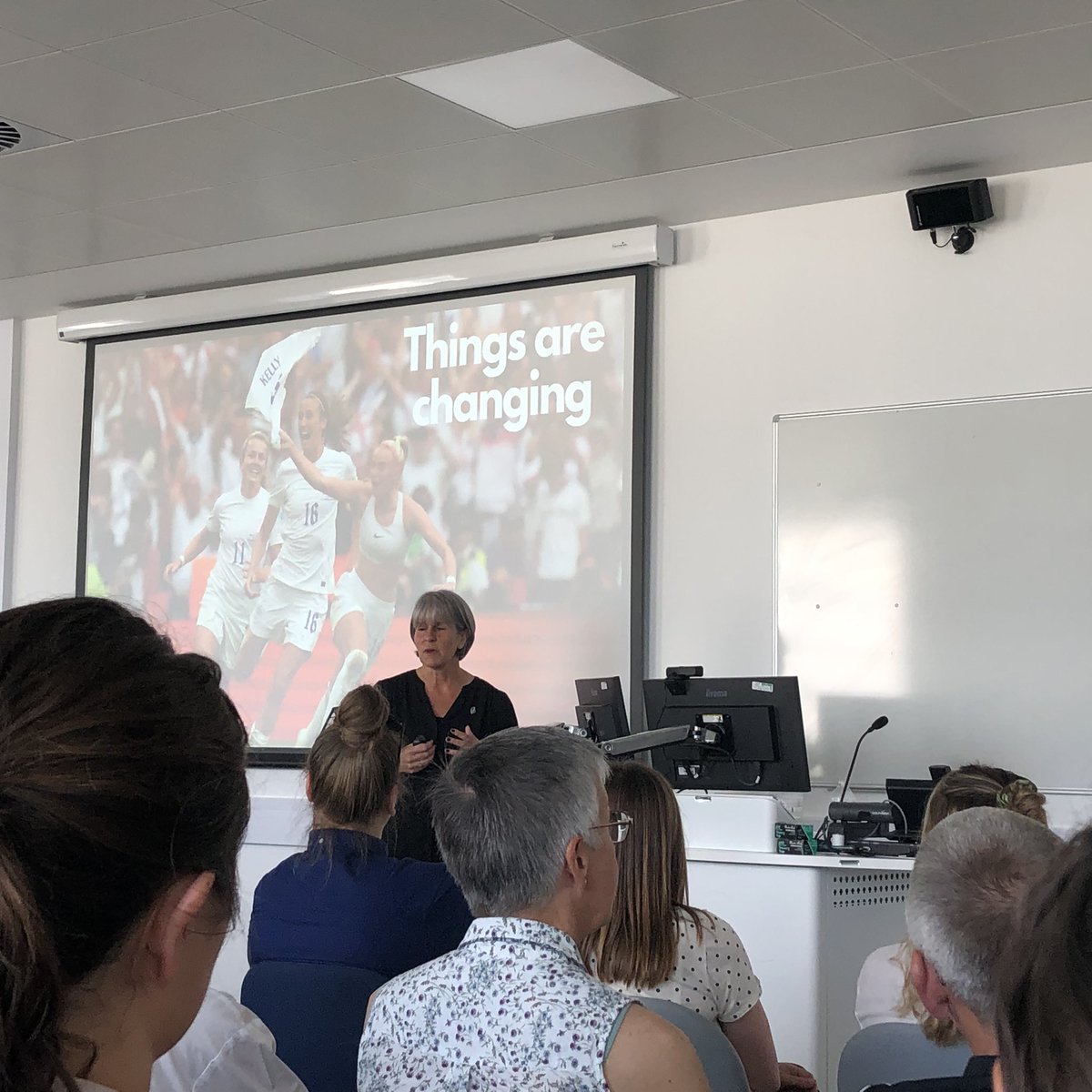 Sam_Moss15's tweet image. Thanks @sueanstiss for an inspiring introduction to the @wiseconf 

Great to see shout out to the #samecity work @ManCityWomen @ManCity 

#fangirl