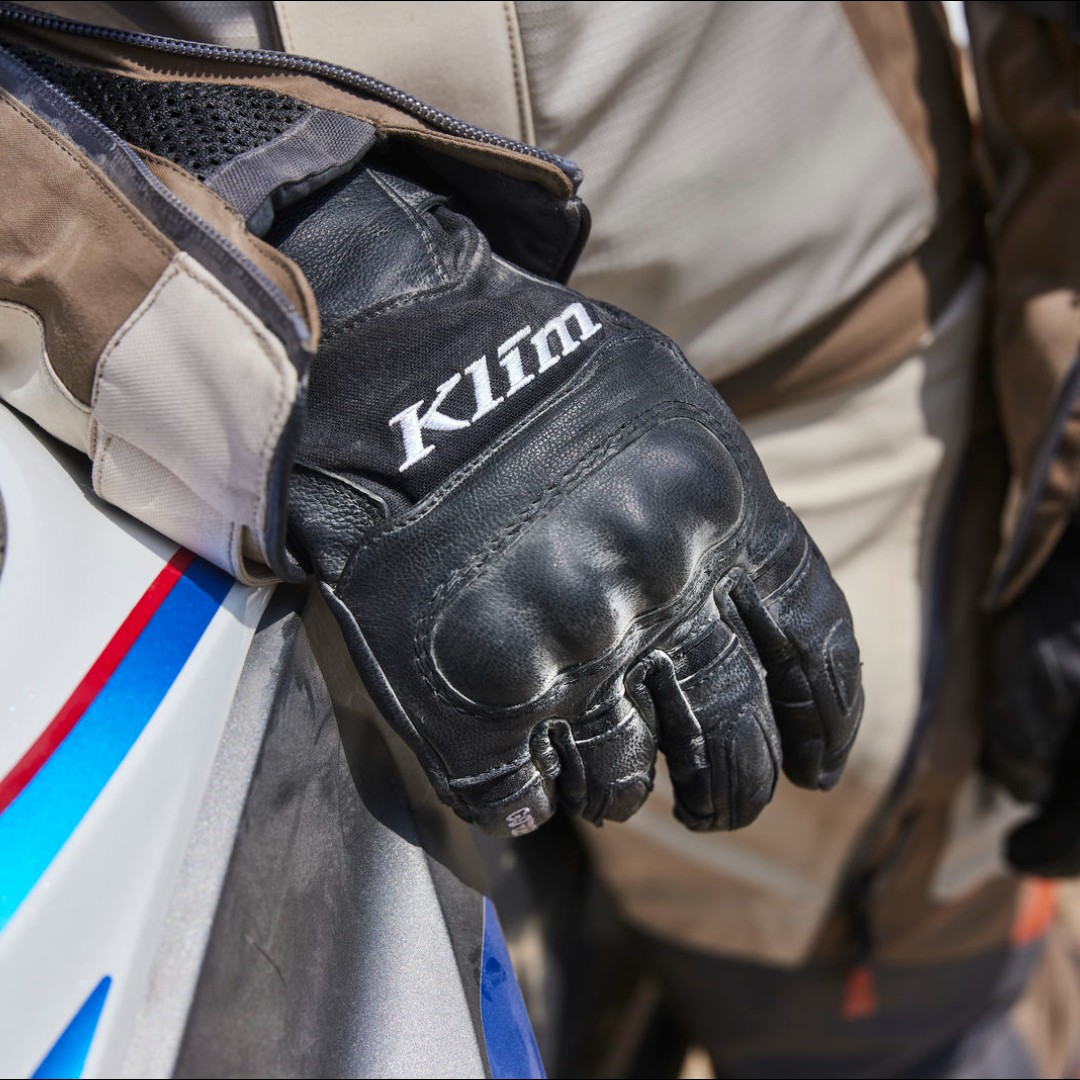 KlimatADVGear's tweet image. 🖤WOMENs ADVENTURE GTX GLOVEs🖤The ladies version of our bestselling Adventure GTX Short Glove.Fully fitted and tailored for women to deliver the best tactile connection to your motorcycle.#advgear #advrider #adventurerider #SpiritofGS #BMWMotorrad #BMW #KlimWomen #KlimLife