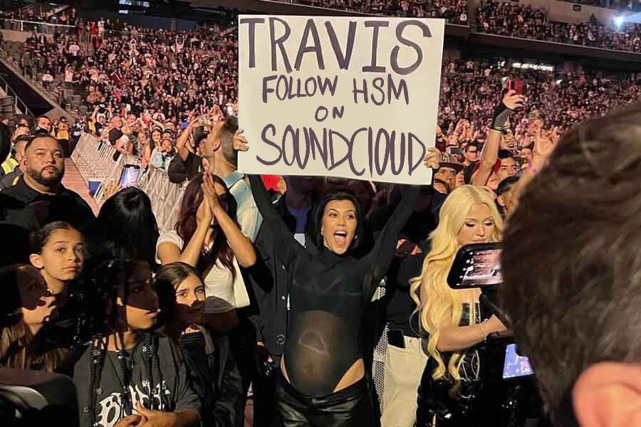 HSM_WestGA's tweet photo. Be like Travis ☺️

#hsm #hsmscholarships #hometownsportsmedia #travisbarker #kourtneykardashian https://t.co/YrBANwK9iN