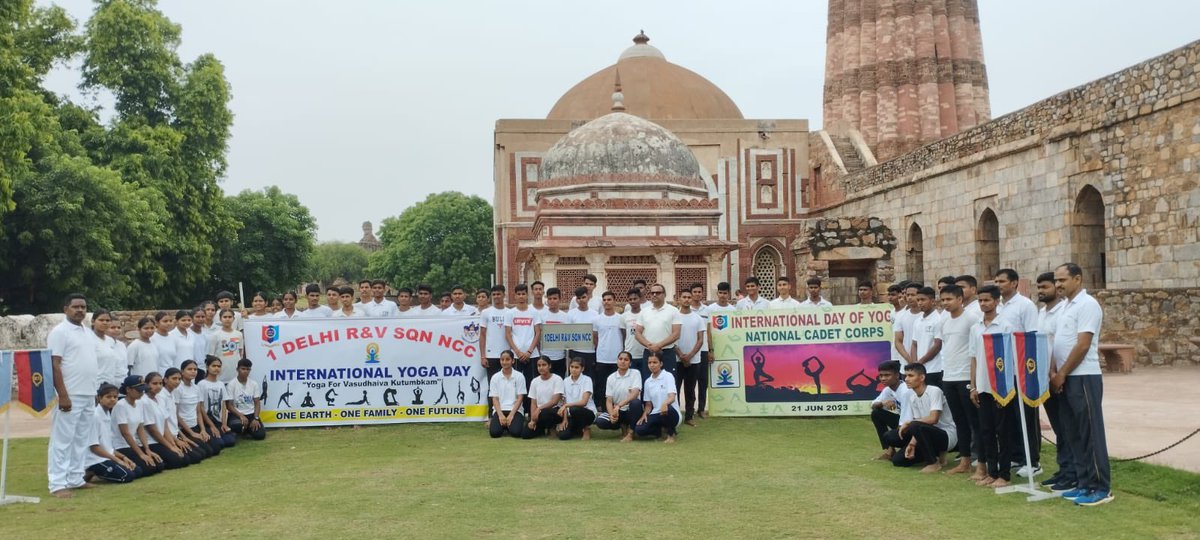 Dir_Education's tweet image. "YOGA has the power to reconstruct a person completely".

Our students as NCC Cadets participating in #InternationalDayofYoga2023 event!

#PowerfulVisuals 
#proudmoment