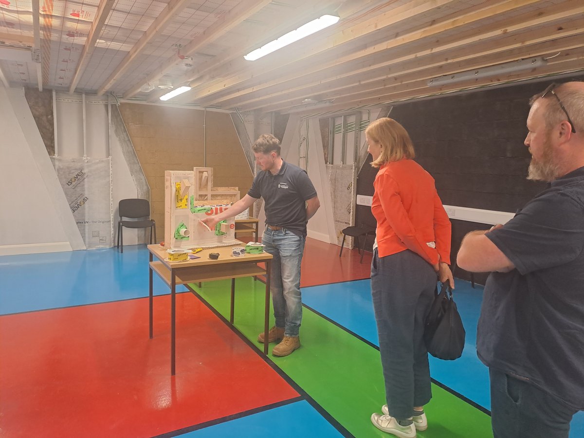 FETBishopstown's tweet photo. We recently welcomed @ColetteFinnCork  @greenparty_ie  &amp;  Stephen McGovern and Maurice Murphy from the @BERAssessorsIrl to our NZEB &amp;Retrofit Centre of Excellence to share how we support businesses to develop #greenskills  
#thisisfet 
@CorkETB @SOLASFET @EndaMcbrien https://t.co/HXtvk2rw56