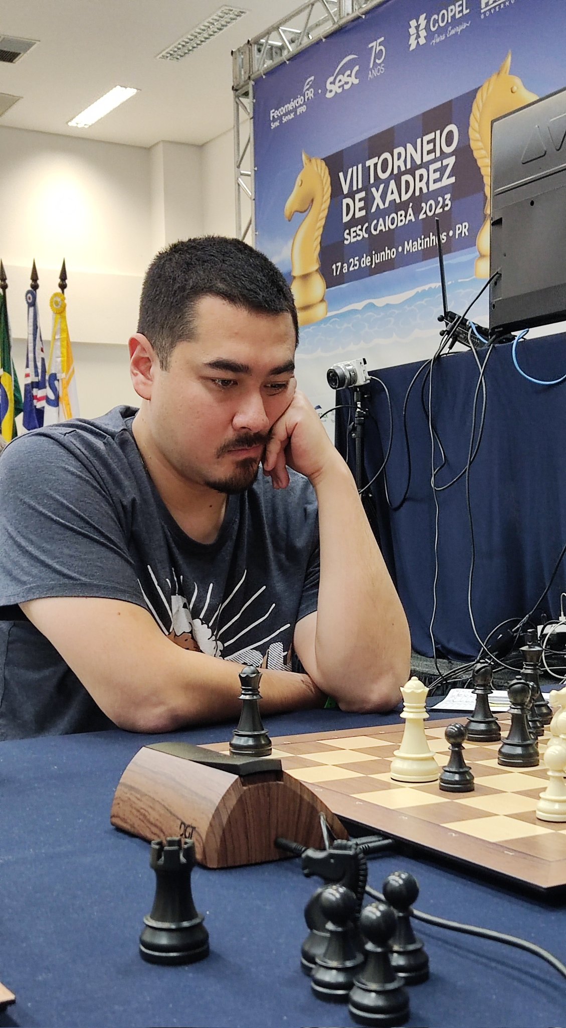 KRIKOR DEMOLIDOR CONTRA ALEXANDR FIER NO NITERÓI CHESS OPEN 