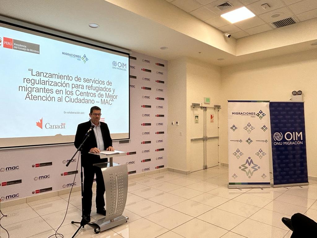 OIM_Peru's tweet photo. 📣 HOY, junto a @SGP_PCM y  @MigracionesPe, participamos del lanzamiento de servicios de #Regularización para personas refugiadas y migrantes en los @CentrosMAC de Lima Metropolitana y Callao.

#RegularízateYa https://t.co/pwYR9JcSWL