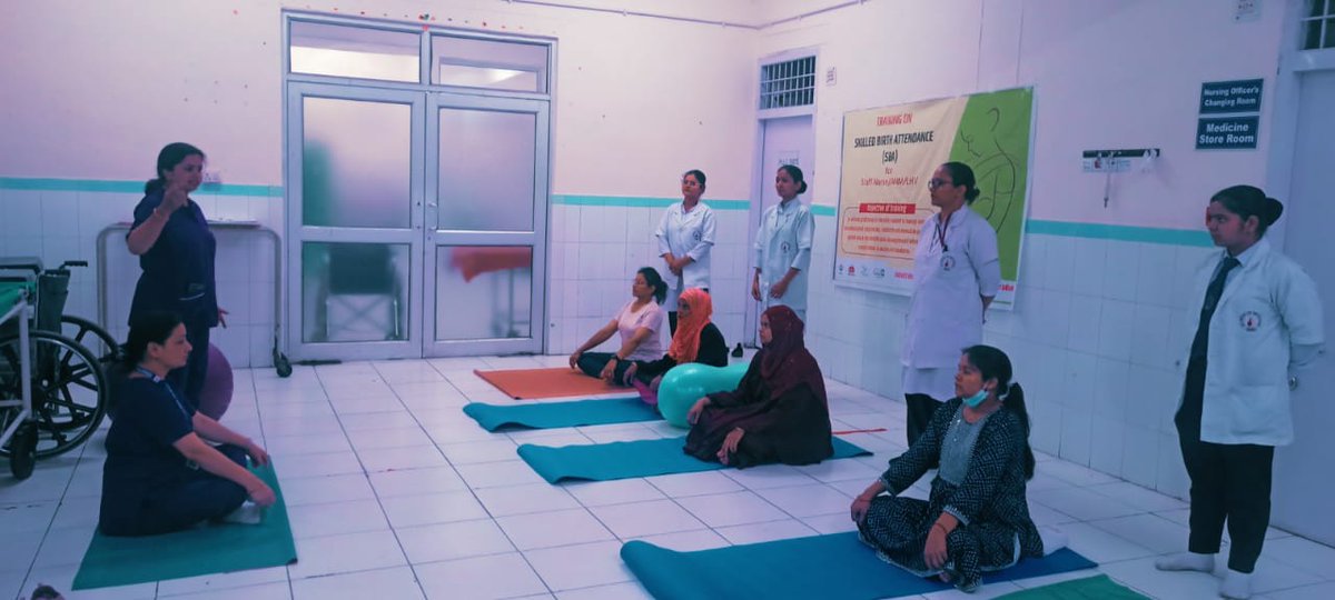 #NPME of District hospital Dehradun Celebrated International Yoga Day with antenatal mothers .
Yoga is a journey towards physiological birth .
@Aastrika_fndn
@CONMeerut 
@Jh_nursemidwif 
@MoHFW_INDIA 
@Nhmukmd