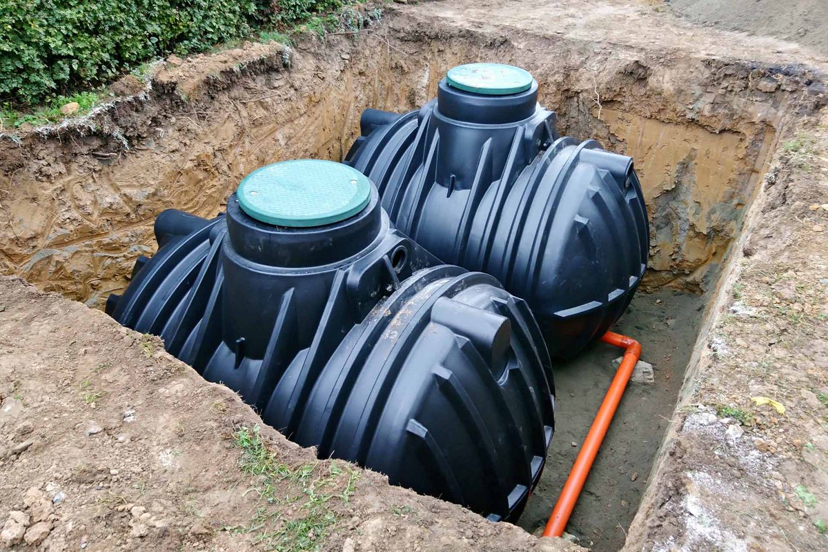 We remove and dispose of liquid waste, with services including #cleaning and emptying of #septic #tanks, #oil #interceptors, #cesspits, #grease #traps, and #soakaways. Call 0845 1949200.
#Midlands #warwickshire #Birmingham #leicestershire #Malvern #Worcestershire