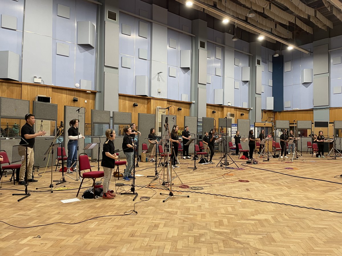 2 YEARS AGO (a day or two late...) - What a magical day - recording 'Welcome Home' at the iconic @AbbeyRoad! A day none of us will ever forget! Since then, the choir has written several original songs and more coming! Time for an album.... 🤩