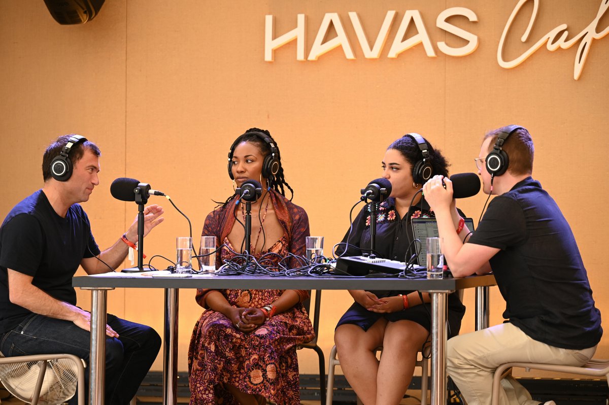 Round two of the #MeaningfulMediaPodcast live from Cannes on The Newsroom: Disrupted. Shout out to @BBCRosAtkins, Joi-Marie McKenzie, @carmellaboykin and Ben Downing for taking the stage!

@BBCNews @BusinessInsider @washingtonpost #HavasMediaNetwork #HavasCafe #HavasCannes