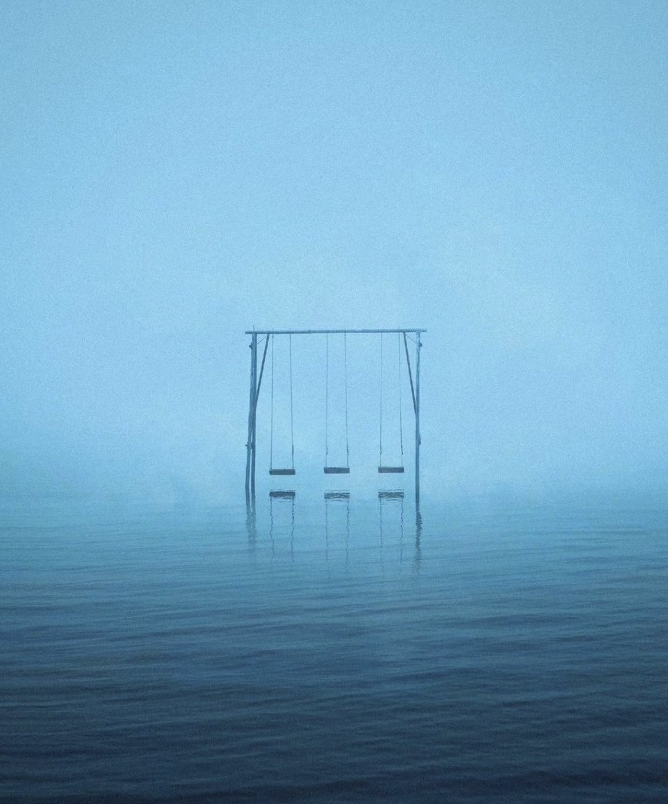 And the nostalgia was blue.

Source: <a href="/adso/">Adso</a>.cc 
.
.
.
#publishbrand #minimalistphotographer #menslifestyle #menslifestylebrand