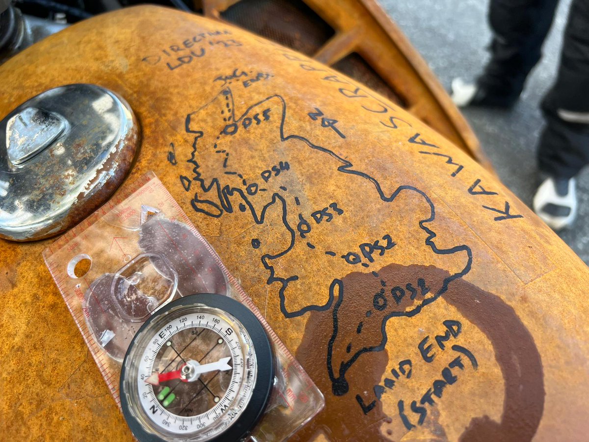 Long distance journeys need high tech navigation :D

#LDC