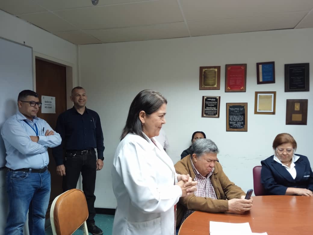 Más de 700 personas serán  intervenidas quirúrgicamente, en centros de salud del estado Mérida, a través del Plan Quirúrgico Nacional
#JuntosPorCadaLatido
#PatriaProductiva
<a href="/NicolasMaduro/">Nicolás Maduro</a> 
<a href="/MagaGutierrezV/">Magaly Gutiérrez Viña</a>