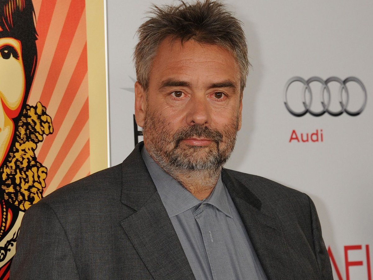 dormircourant's tweet image. 🎬 FLASH- La Cour de cassation écarte définitivement les accusations de viol de l’actrice Sand Van Roy contre Luc #Besson (Libération)