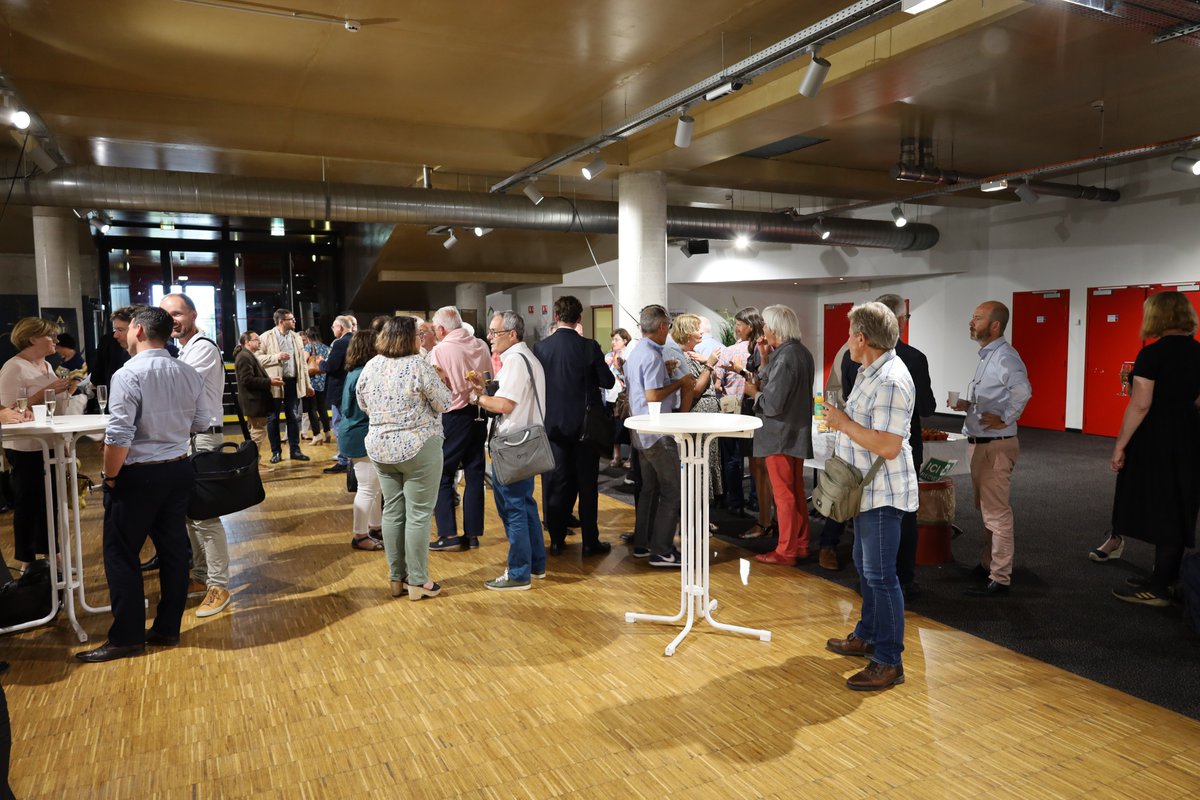 VYV³ Centre-Val de Loire (@vyv3cvl) on Twitter photo Ce lundi s'est tenue au Centre de Congrès de Vierzon notre AG2023. Ce rassemblement annuel est l'occasion de faire le point sur les 12 derniers mois ainsi que sur les projets à venir dans l'entreprise.
Les représentants de la <a href="/Mut_MFCVL/">MF Centre-Val de Loire</a> étaient également conviés. Ce lundi s'est tenue au Centre de Congrès de Vierzon notre AG2023. Ce rassemblement annuel est l'occasion de faire le point sur les 12 derniers mois ainsi que sur les projets à venir dans l'entreprise.
Les représentants de la <a href="/Mut_MFCVL/">MF Centre-Val de Loire</a> étaient également conviés.