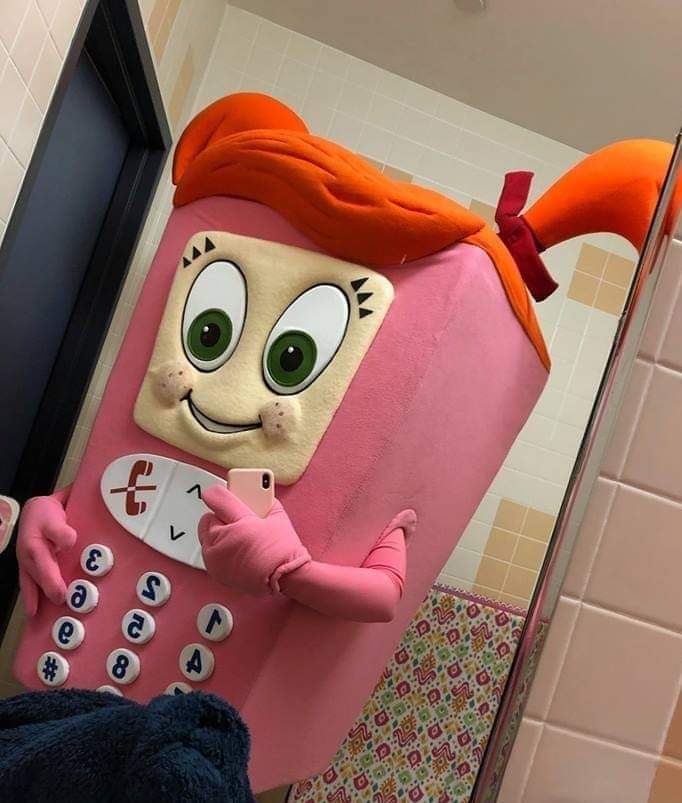 tarrant911dist's tweet photo. Happy National #SelfieDay π€³ everyone! Even our buddy, Cell Phone Sally, is taking some snapshots. She may not have all the filters and effects, but she still rocks it like a pro!
#SelfieSkillsOnFleek #CellPhoneSally #oldtechnewtricks https://t.co/3kHkoFUT1v