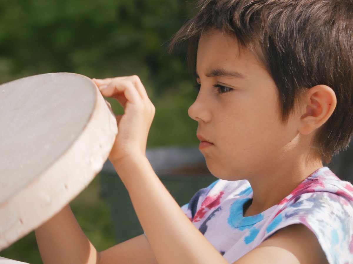 🧡 On this National #Indigenous Peoples Day, we invite you to discover (and share) these films about the rich heritage of the First Nations, Inuit and Métis peoples → bit.ly/3kw9INz #NFB #NIPD2023